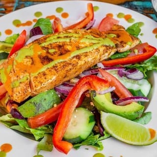 Los Cabos San Lucas Seared Salmon Salad